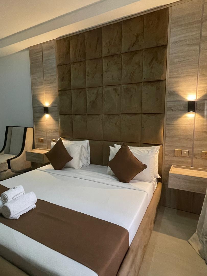 Sunstone by Gemmes Apartment