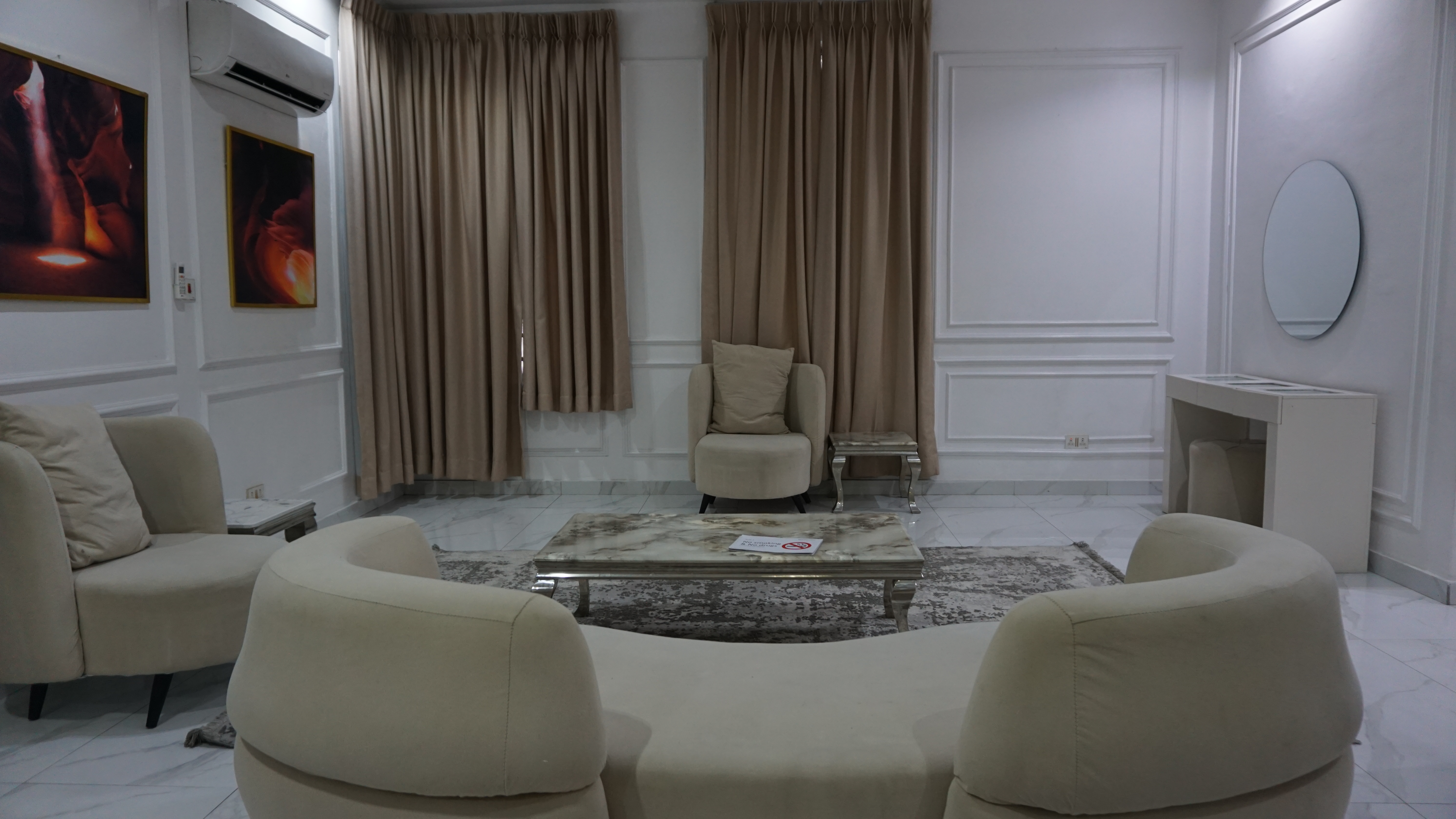 Paris Villa Apartment