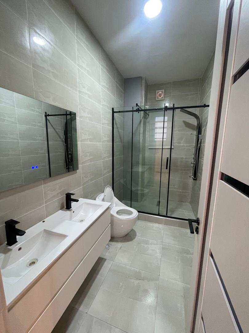 Green Oak Apartments