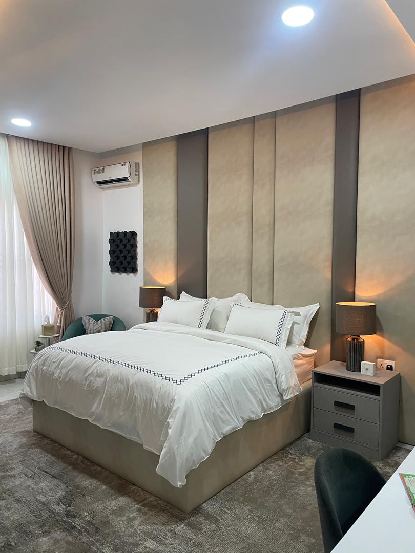 Green Oak Apartments